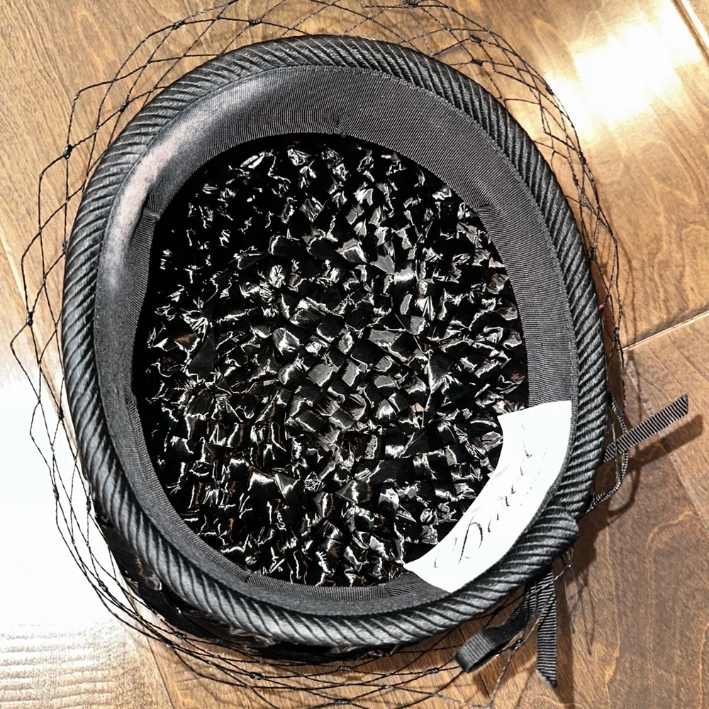 1950's Darcel Exclusive Vintage Cocktail Hat Black Netted Fascinator